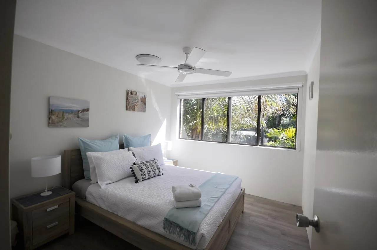 Crystal Waters On The Beach Apartment Woorim