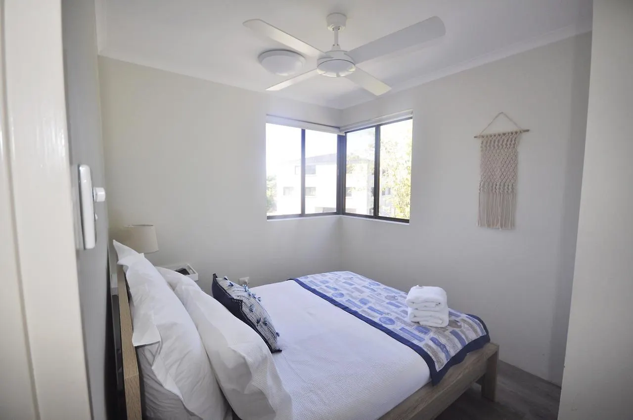 Crystal Waters On The Beach Apartment Woorim